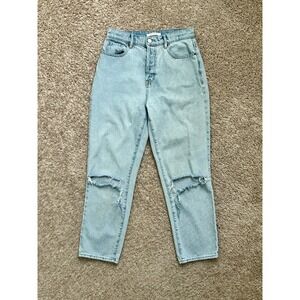 GUC I Pacsun I Light Wash Ripped Knee Straight Leg Jeans I Size 26